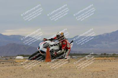 media/Jan-14-2023-SoCal Trackdays (Sat) [[497694156f]]/Turn 9 Inside (11am)/